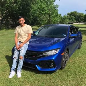 Meet your Posher, Omar